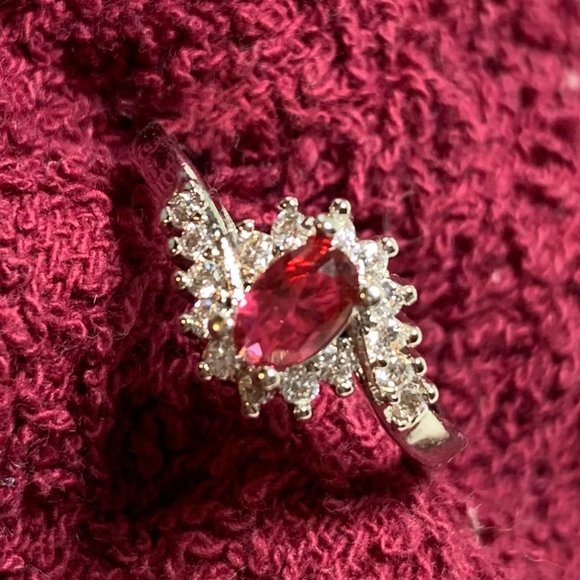 Vintage .925 Sterling Ring with Ruby & CZ Stones. Size 6-3/4. Preowned. (527) - Picture 2 of 7